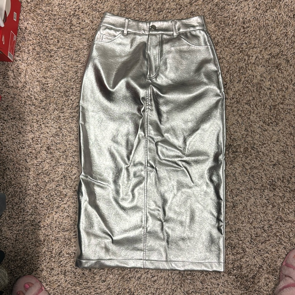 7 for all mankind metallic midi skirt. NWT